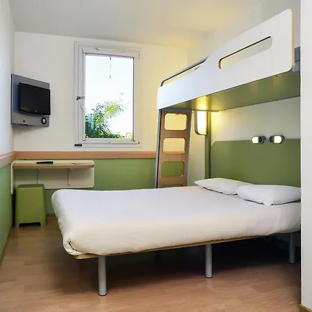 Ibis Budget Port Hotel