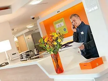 Ibis Budget Port Hotel *